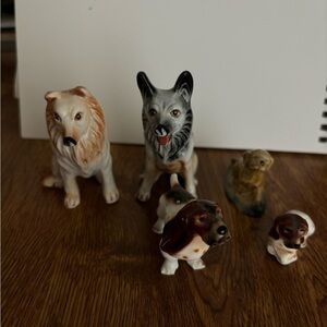 Vtg  Small Dog Ceramic Figurines